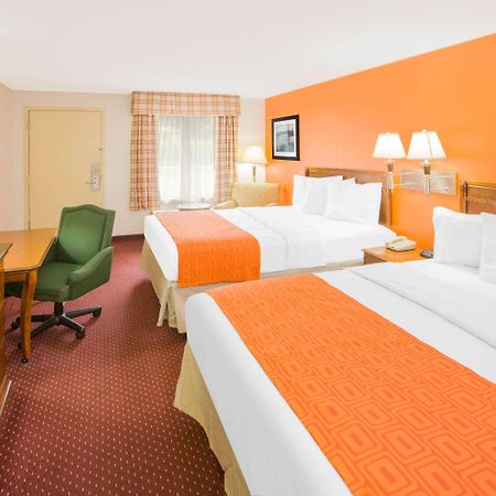 Howard Johnson By Wyndham Dothan Exteriör bild